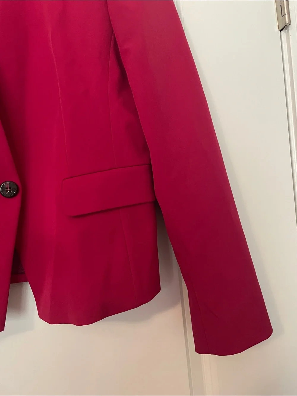 Zara Basic Fuschia Raspberry-Red Single-Button Collarless Blazer - Picture 5 of 8